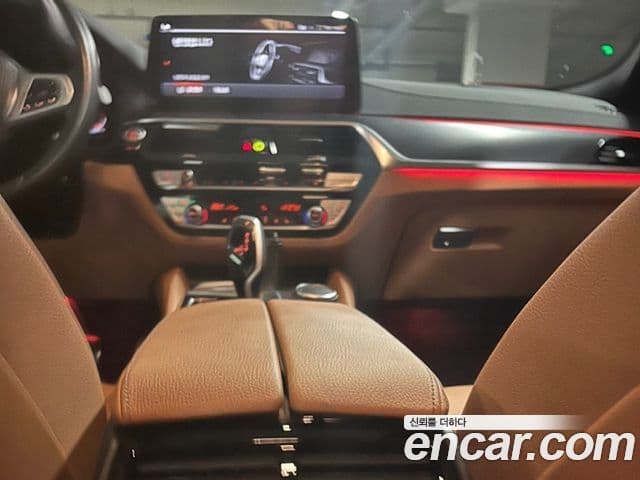 BMW 5시리즈 (G30) 520i M Sport, 2023 11