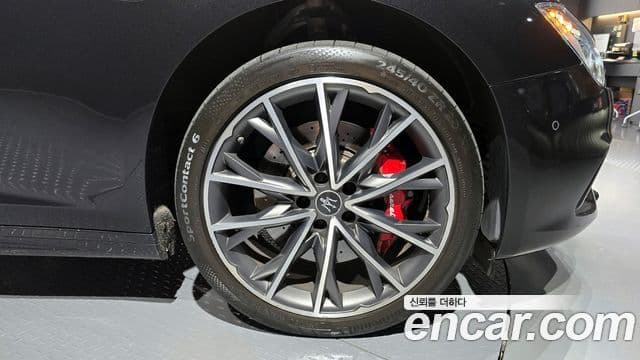 Maserati 기블리 3세대, 2022 все фото