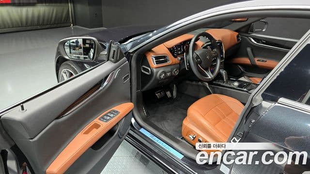 Maserati 기블리 3세대, 2022 10