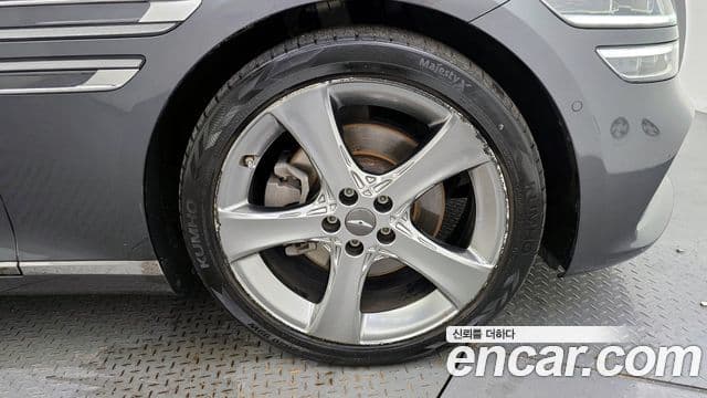 Genesis G80 (RG3) бензин 2.5 турбо AWD, 2021 все фото