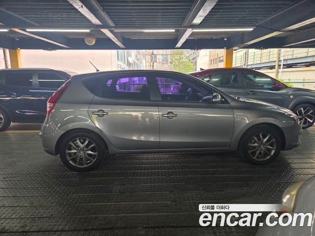 Hyundai i30 Luxury, 2011 8