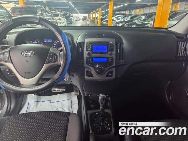 Hyundai i30 Luxury, 2011 16