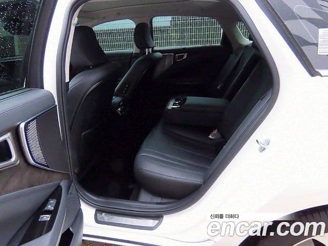 Kia K8 Prestige(арендный автомобиль), 2023 6