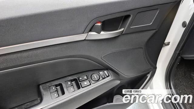 Hyundai Avante AD Modern, 2016 14