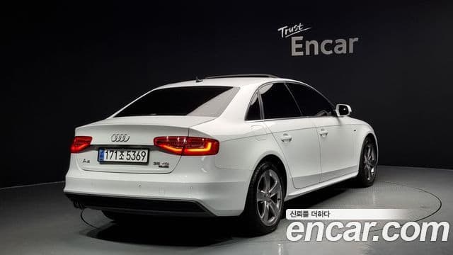 Audi New A4 B8, 2015 2