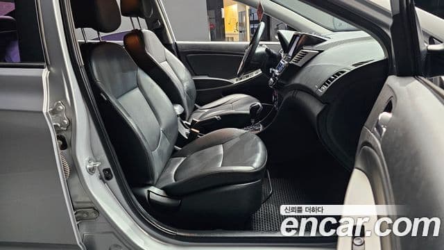 Hyundai Accent(новый кузов / новое поколение) Modern, 2016 10