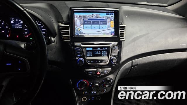 Hyundai Accent(новый кузов / новое поколение) Modern, 2016 15