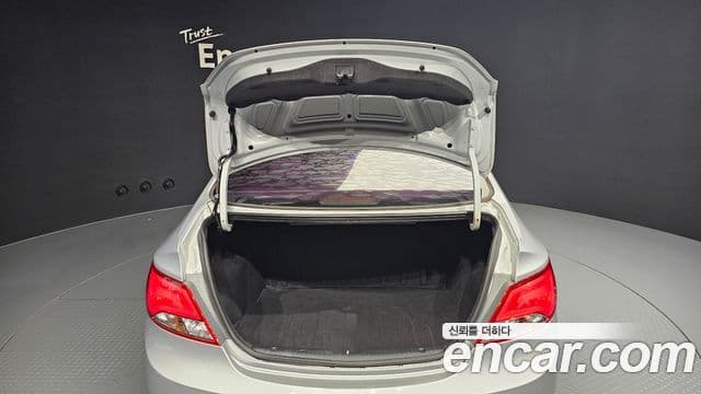 Hyundai Accent(новый кузов / новое поколение) Modern, 2016 20