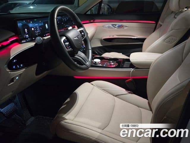 Genesis GV70, 2025 10