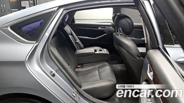 Hyundai Genesis DH Modern, 2016 11