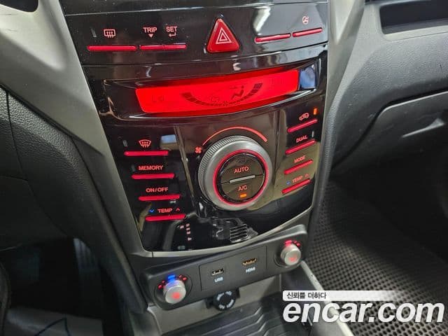 KG모빌리티(SsangYong) Tivoli VX 2WD, 2016 13