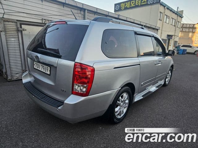 Kia Carnival R люксовая версия, 2012 все фото