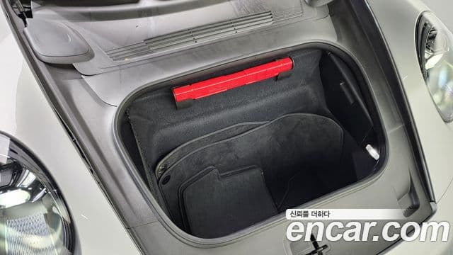 Porsche 911 (992) Carrera 4 GTS кабриолет, 2024 6