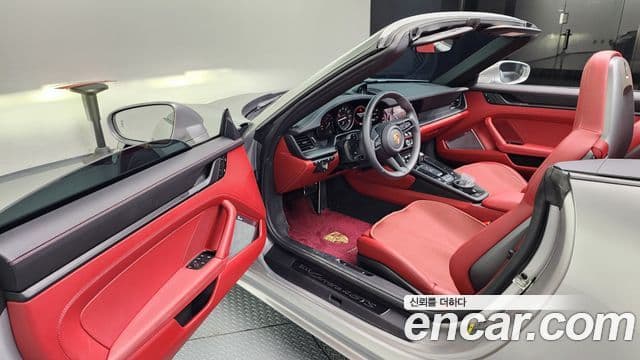 Porsche 911 (992) Carrera 4 GTS кабриолет, 2024 10