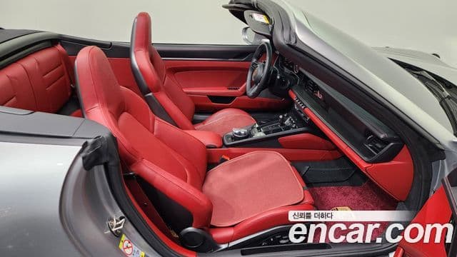 Porsche 911 (992) Carrera 4 GTS кабриолет, 2024 11