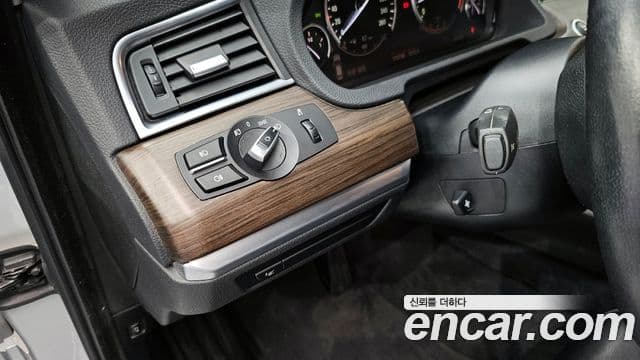 BMW 5시리즈 GT (F07), 2011 16