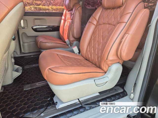 Kia All New Carnival Prestige, 2015 14