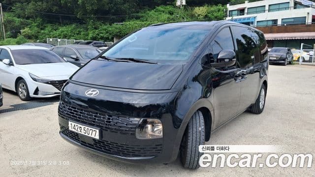 Hyundai Staria Modern, 2025 1