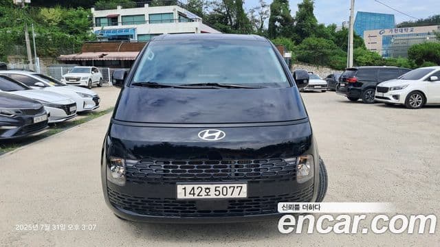 Hyundai Staria Modern, 2025 3