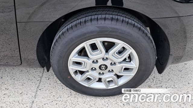 Hyundai Staria Modern, 2025 все фото