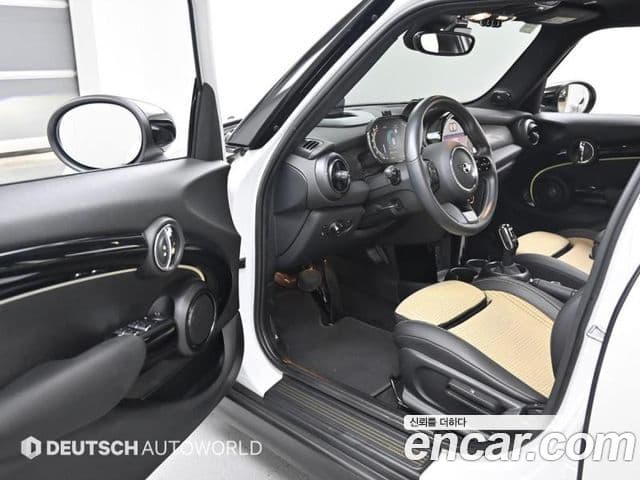 Mini Cooper S 3세대, 2023 11