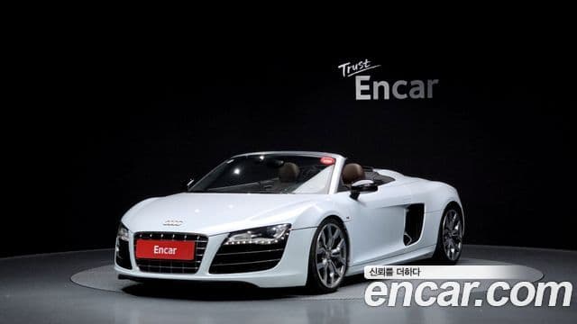 Audi R8 5.2 V10 Spyder, 2011 1