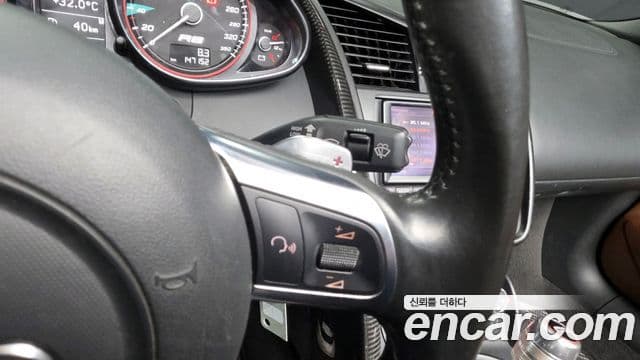 Audi R8 5.2 V10 Spyder, 2011 19