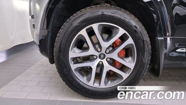 Land Rover Defender (L663) 110 P400 X, 2024 все фото