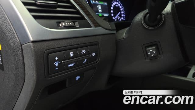 Genesis G80 Premium Luxury, 2017 17