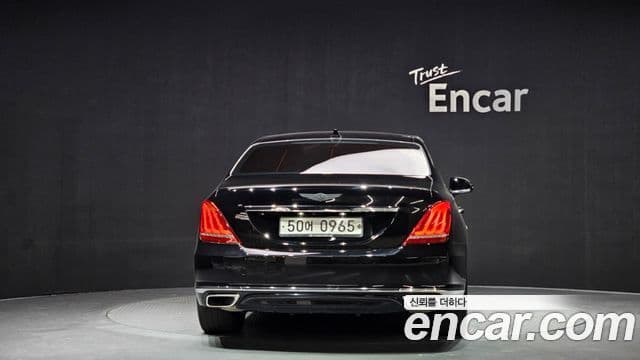 Genesis EQ900 Prestige, 2016 4