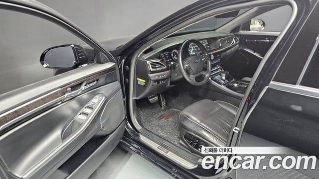 Genesis EQ900 Prestige, 2016 10