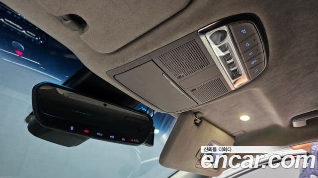 Genesis EQ900 Prestige, 2016 19