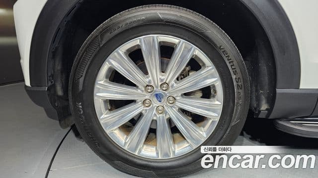 Ford Explorer 6세대 2.3 Limited 4WD, 2020 все фото