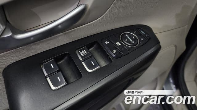 Kia All New Carnival 11인승 Deluxe, 2018 13