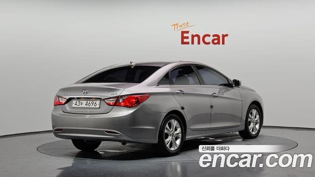 Hyundai YF Sonata Premier, 2011 2