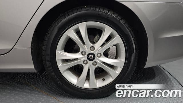 Hyundai YF Sonata Premier, 2011 все фото