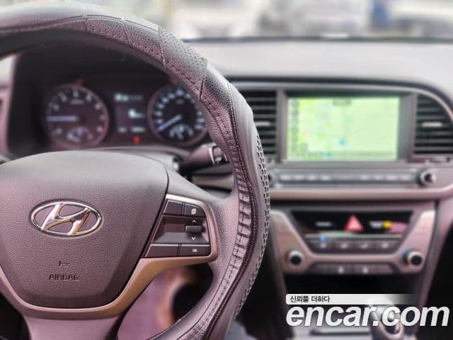 Hyundai Avante AD 1.6 GDI Value Plus, 2018 11