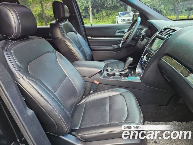 Ford Explorer 5세대, 2017 9