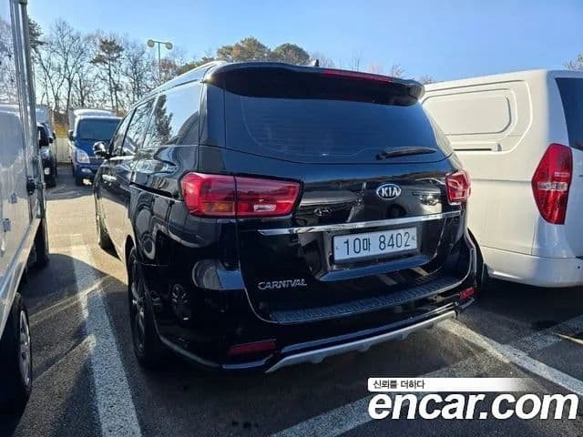 Kia The / новый New Carnival Prestige, 2019 все фото