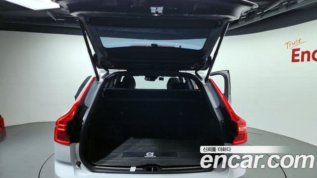 Volvo XC60 2세대 T8 R-Design, 2021 20