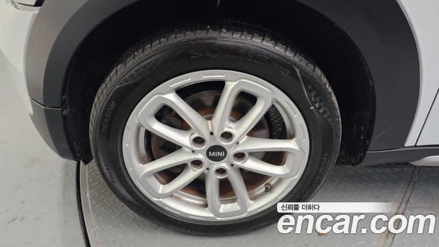 Mini Cooper D Countryman 1세대, 2015 все фото