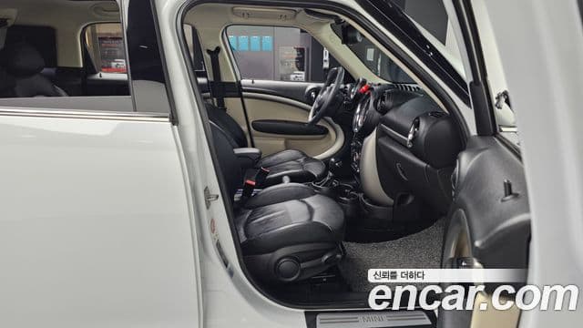 Mini Cooper D Countryman 1세대, 2015 11