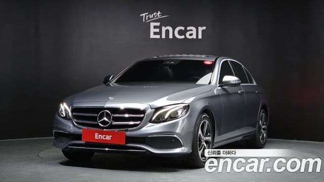 Mercedes-Benz E-класс W213 Avantgarde, 2020 1