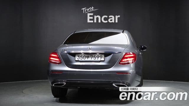 Mercedes-Benz E-класс W213 Avantgarde, 2020 4