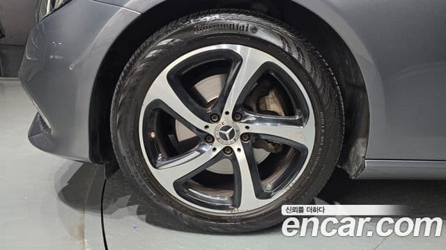 Mercedes-Benz E-класс W213 Avantgarde, 2020 все фото