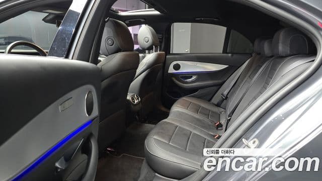 Mercedes-Benz E-класс W213 Avantgarde, 2020 12