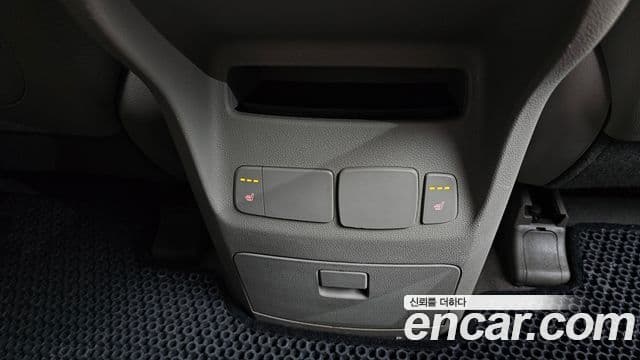 Kia All New Carnival Prestige, 2016 17