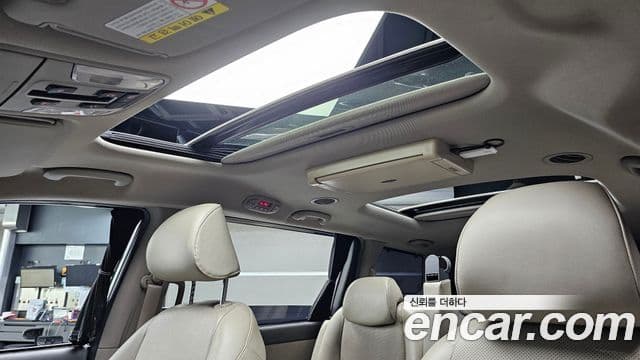 Kia All New Carnival Prestige, 2016 18
