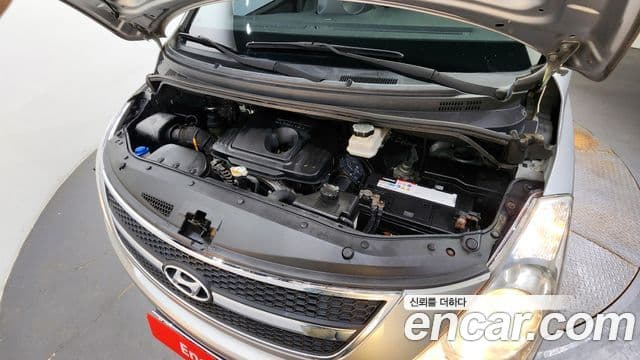 Hyundai Grand Starex CVX Deluxe, 2016 6