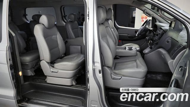 Hyundai Grand Starex CVX Deluxe, 2016 11